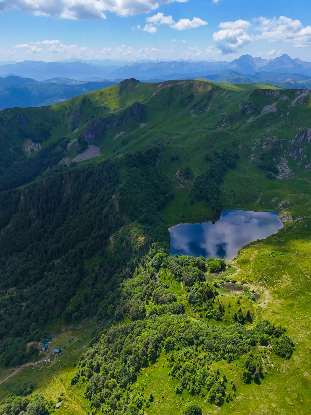 Pešić jezero – 0-02-05-66843312f4438e5ed1a7d929956ca4ba22a4a6efb6167cddd53ab8ae9a31c647_95ead53300e4c3de